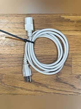 Longwell E55333 VW-1 3C/18AWG 300V TYPE SVT Computer Desktop Monitor Power Cord